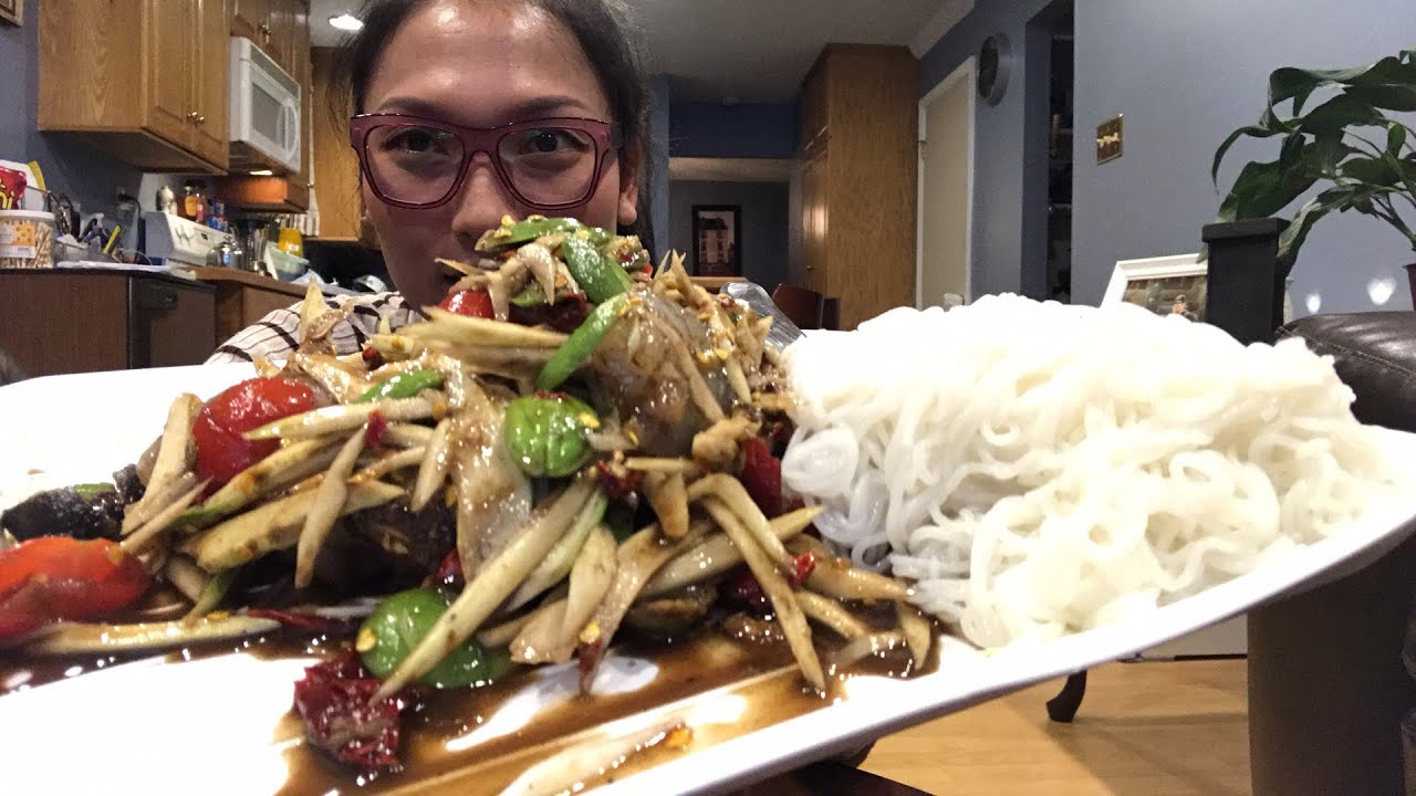 มาเด้อซดตำกุ้งสด ข้าวปุ้นนำกัน