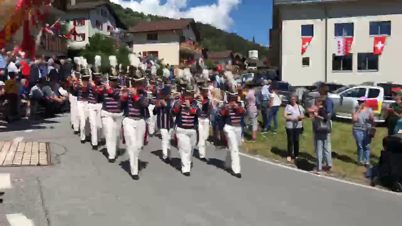 Oberwalliser Tambouren- und Pfeiferfest: Umzug