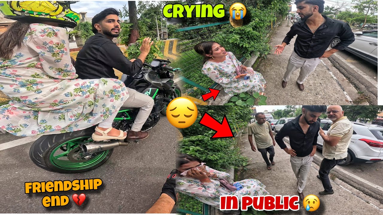 She is Crying In Public 💔 | Bhout Parashan Kar Dia Is Ladki Na Mujha 😔