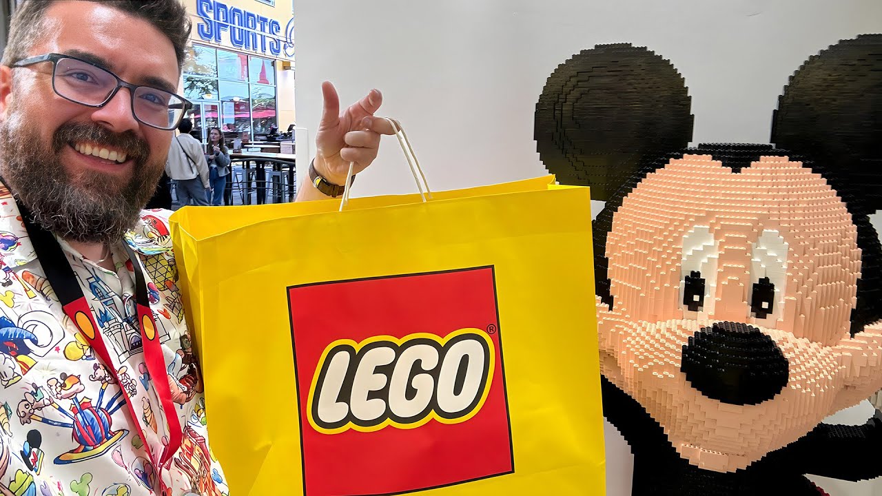 Редкая находка LEGO в парижском Диснейленде! Наборы Disney и Marvel
