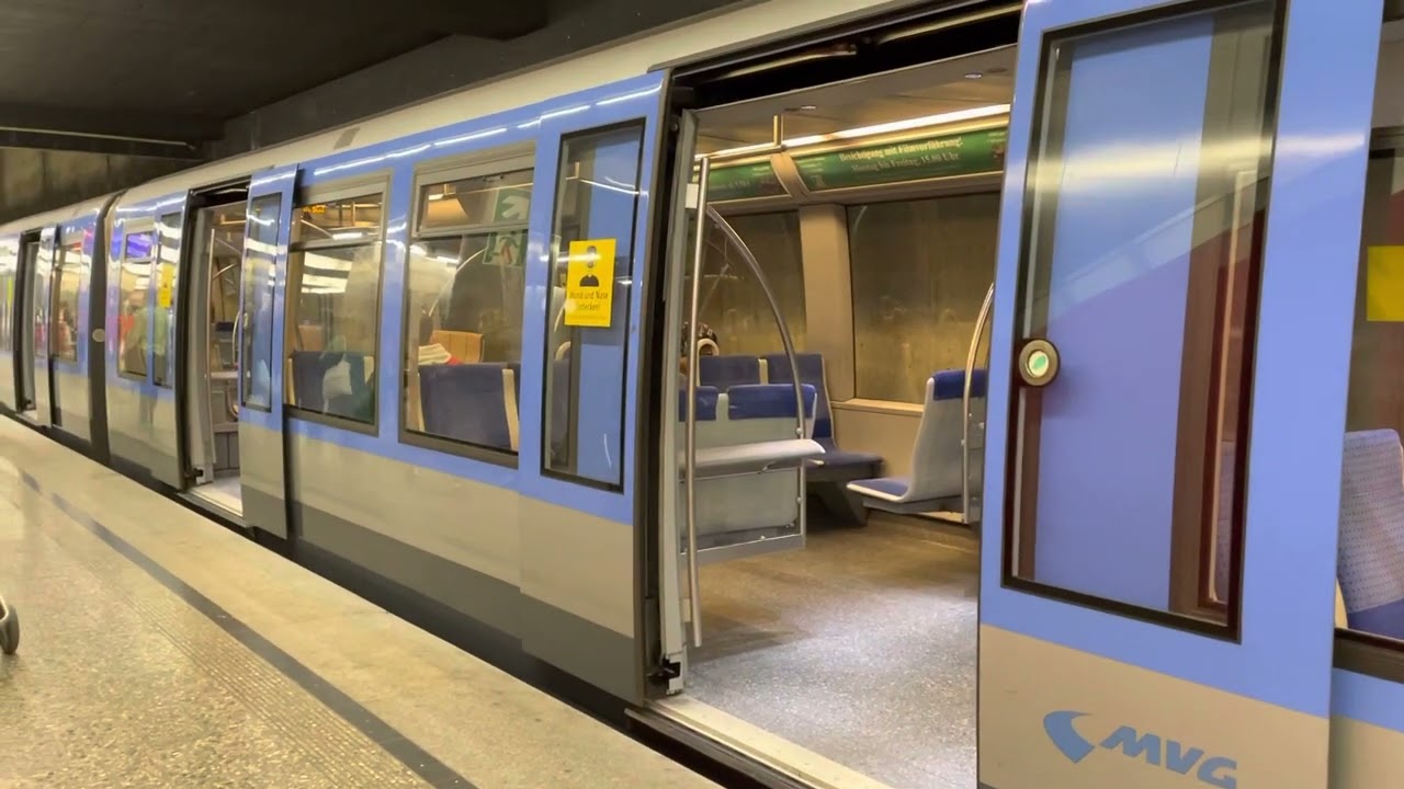 München -  U5 schließt Türen