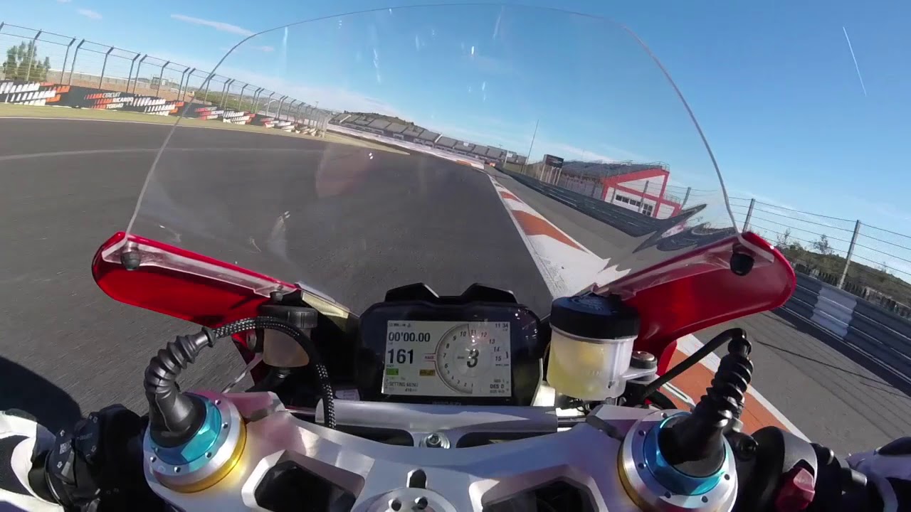 Ducati Panigale V4 S On Board Valencia