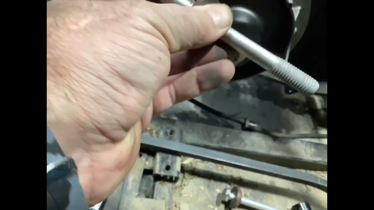 Clutch removal Odes 800 or 1000