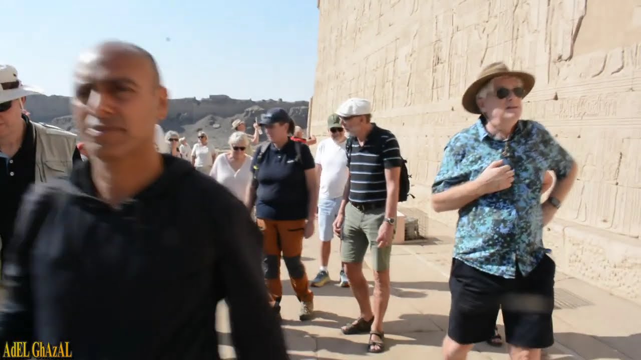 زيارة معبد دندرة بقنا مع المتألق دائما الزميل المرشد وليد نصر #Experience_TazakernaEgypt_Travel