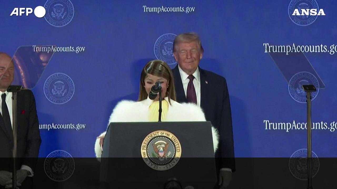 NICKI MINAJ sul palco con Trump a WASHINGTON: 
