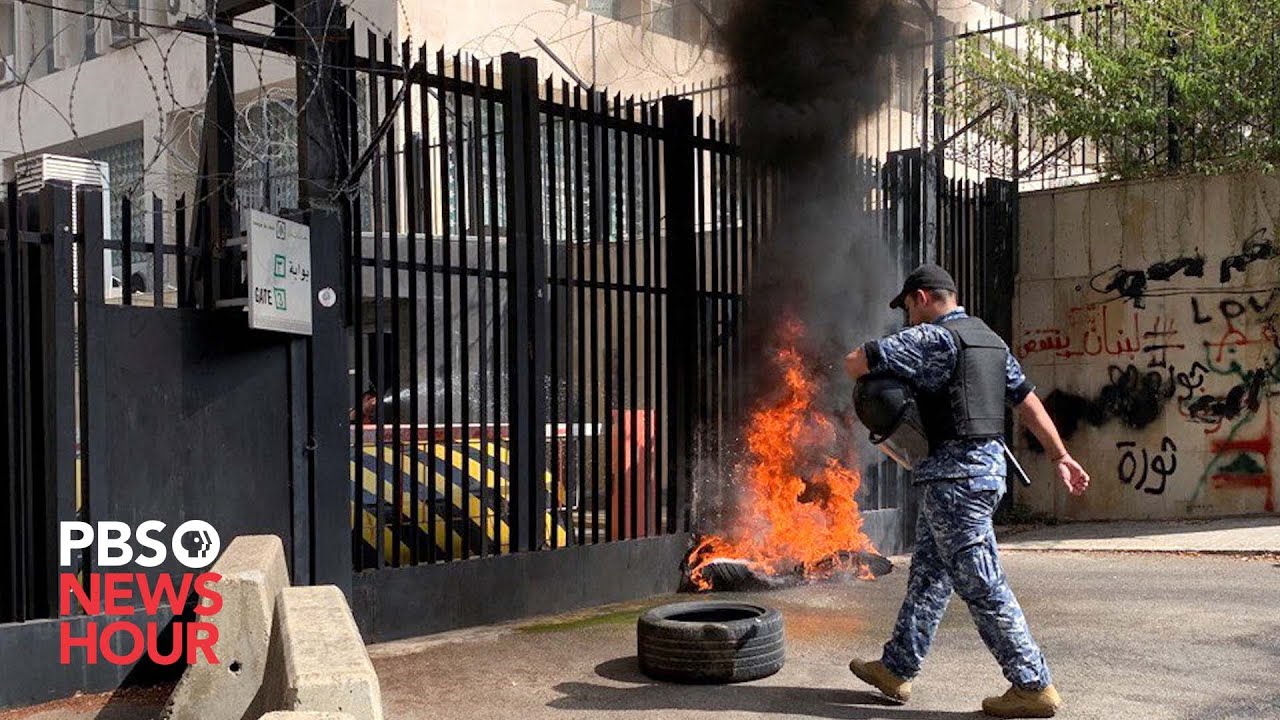Financial crisis leads some in Lebanon to rob banks to access their money