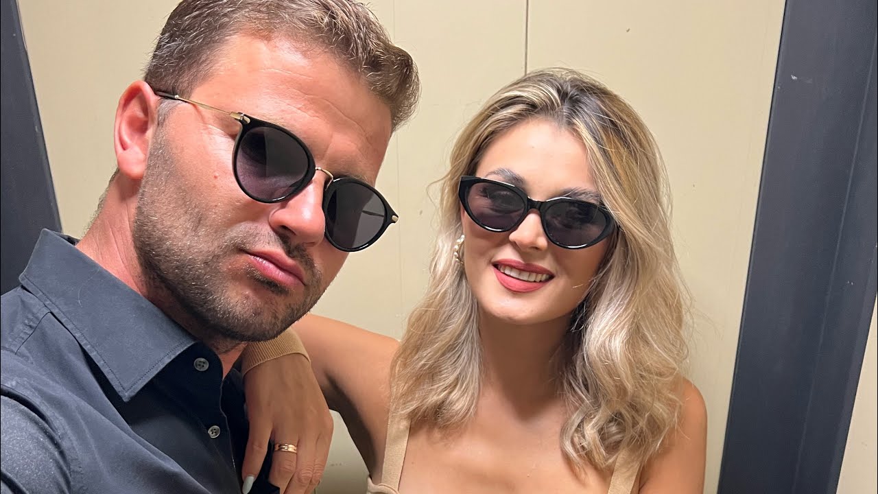 @Sasha_Elena_Real  🤣🤣🙈 #funnyvideo #risate #funny #vitadicoppia #comedy #vídeoviral #amore