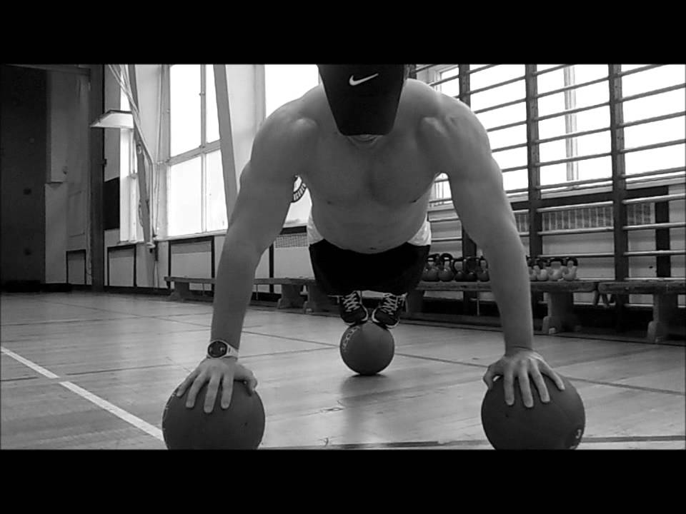 Bring Sally Up Bring Sally Down Push Up challenge on 3 medicine balls - Bootcamp in South Shields