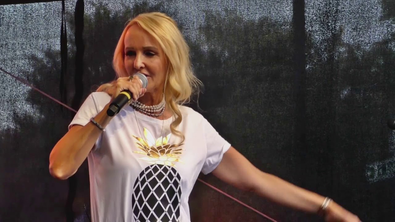 CSD Rostock 2017 - Kristina Bach (31) Küss mich, Küss mich