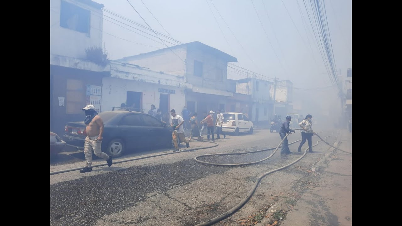 Incendio forestal arrasa con casas en Tierra Nueva, Chinautla