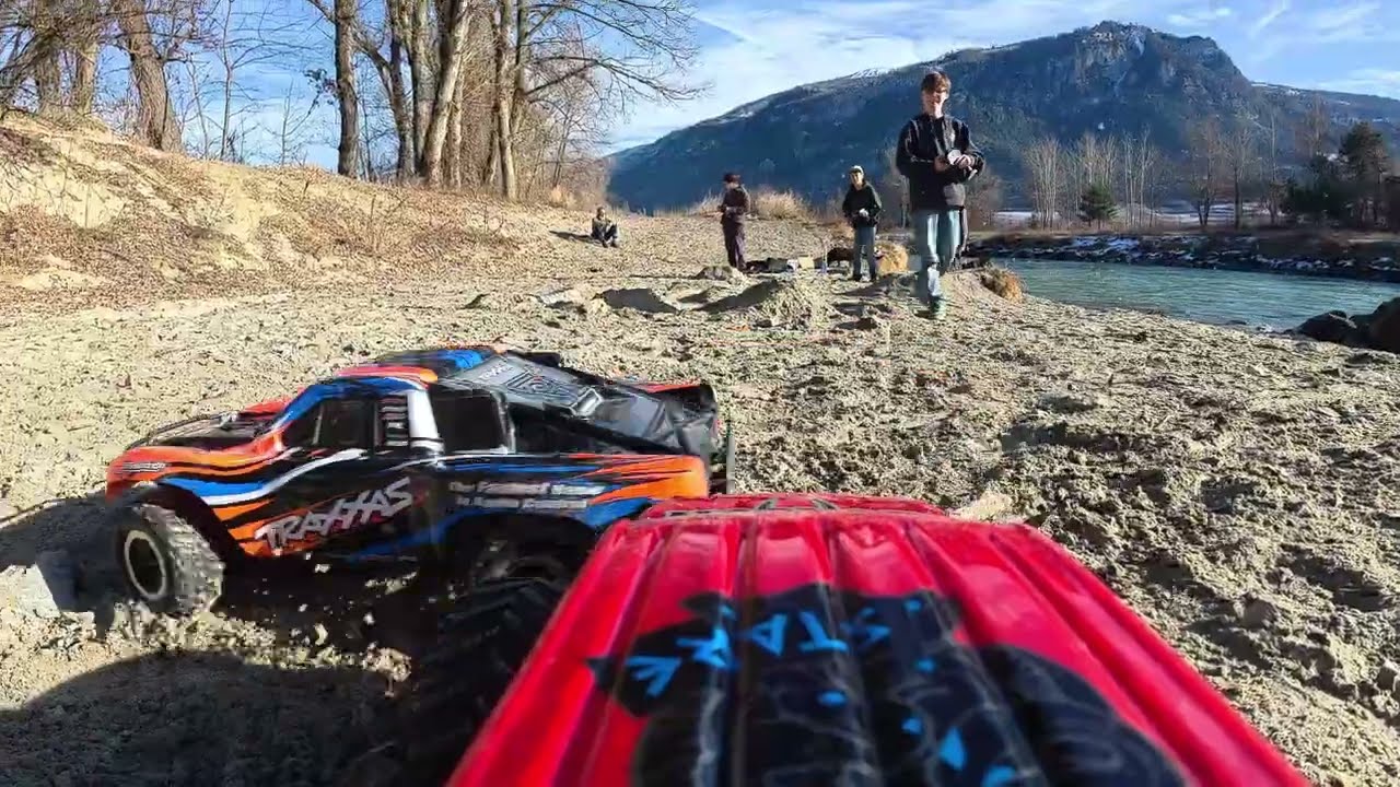 @ARRMARC  gorgon mega and some fun with friends and cars#funfriends