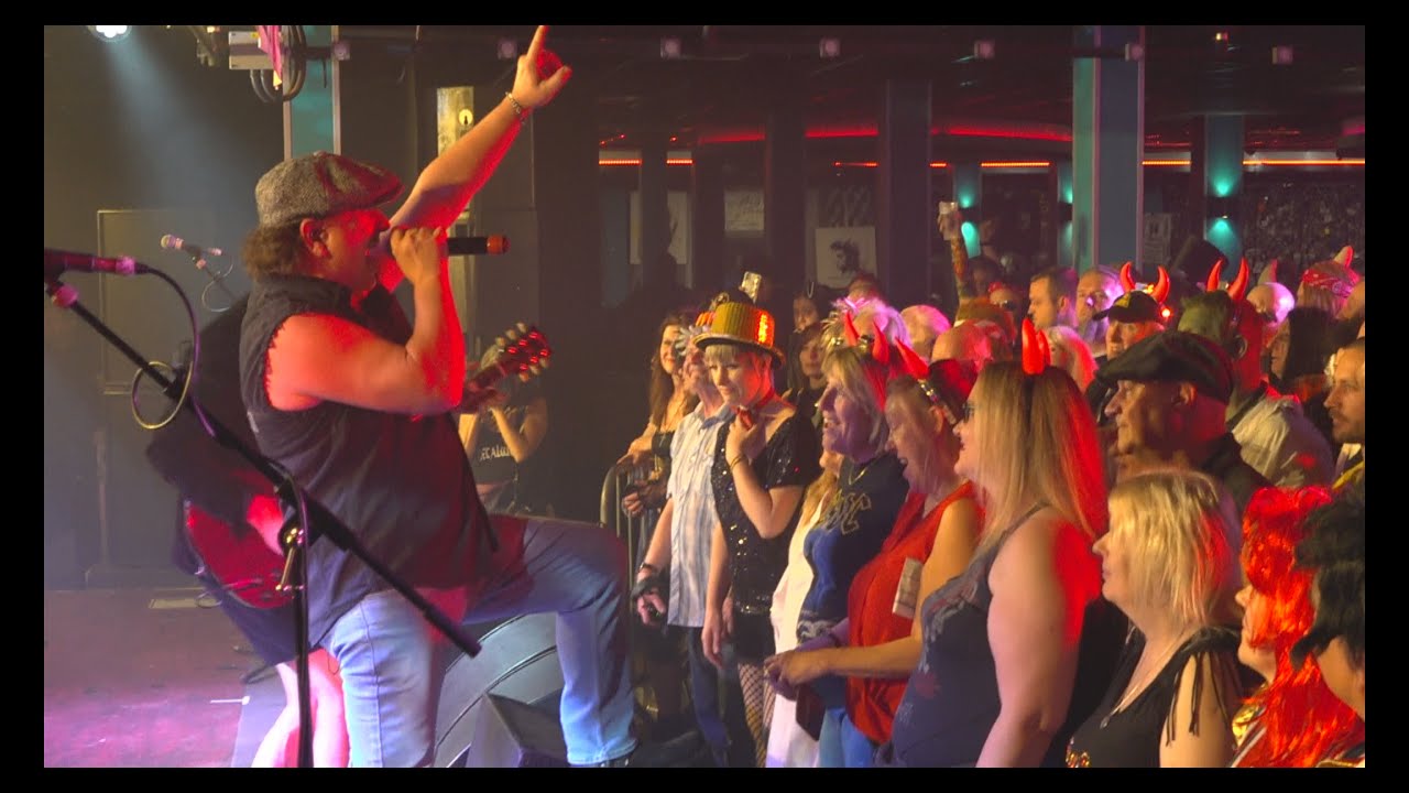 Live/Wire - The AC/DC Show.Hells Bells/Back In Black.Legends Of Rock Festival-05.03.2022.