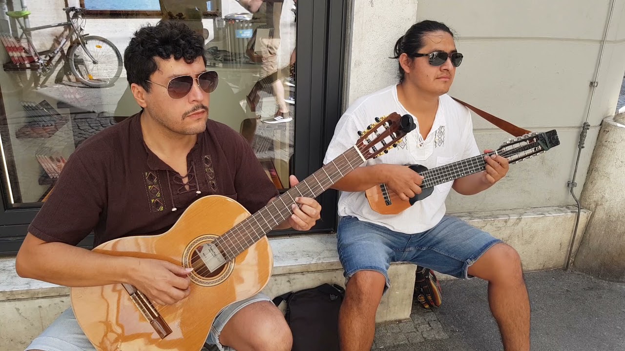 Jorge ( Chile )  / Pedro ( Ecuador ) Charango/ Huayno de Mayu *Cover*/ Willy Rios/ Graz / Austria