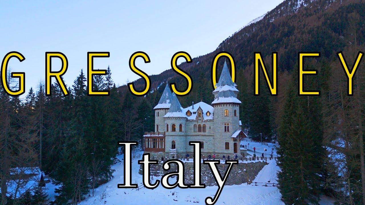 GRESSONEY SAINT-JEAN: Paradiso d'Inverno al CASTELLO SAVOIA | VALLE D'AOSTA Drone 4K