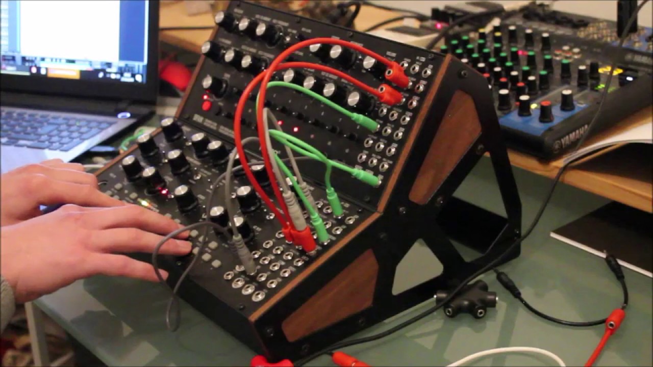 Techno Jam-Session with Moog Mother32 & DFAM