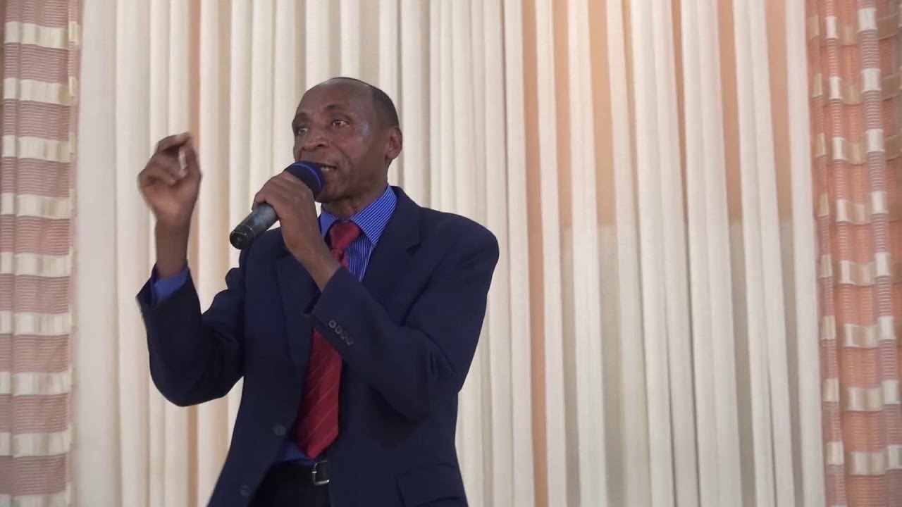 Rev.Pastor RWIBASIRA Vincent Nagiye guhinga birananira||ubuhamya bukomeye||Twasetse biratinda.