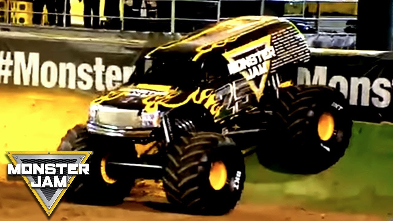 Monster Jam World Finals XVIII 25th Anniversary (Friday Racing) Encore | Monster Jam