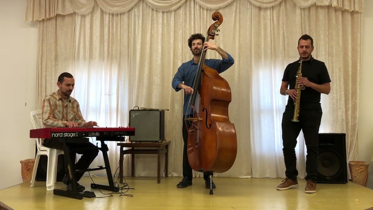 קונצרט. דויד מיכאלי - קונטרבס, עדן גיאת - פסנתר, יובל דרבקין - סקסופון