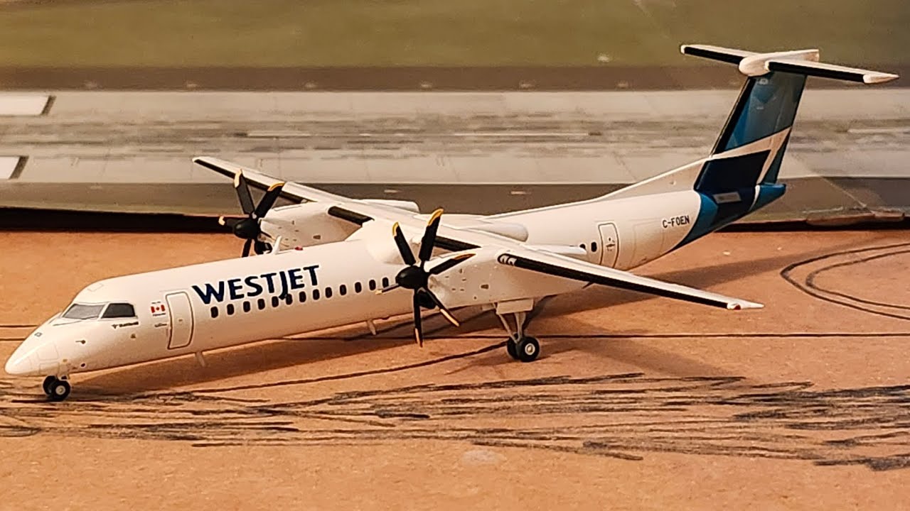 unboxing my Gemini Jets 1:200 Westjet dash 8 Q400!