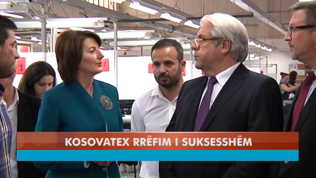 Atifete Jahjaga viziton fabrikën 