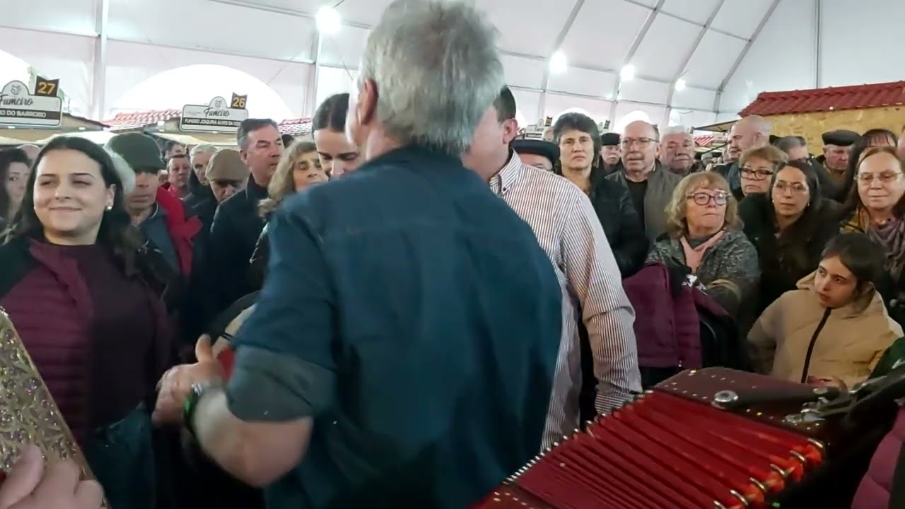 JR & GRUPO OS RAPAZÕES DA VENDA NOVA FUMEIRO DE VIEIRA DO MINHO N9