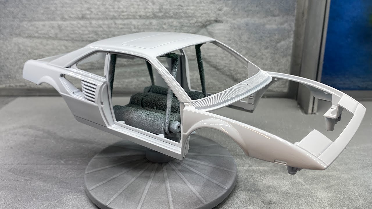 Перекраска HotWheels Ferrari Mondial в масштабе 