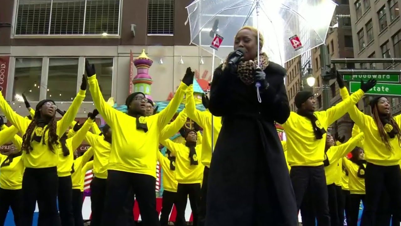 Broadway in Detroit performs The Lion King at America's Thanksgiving Parade