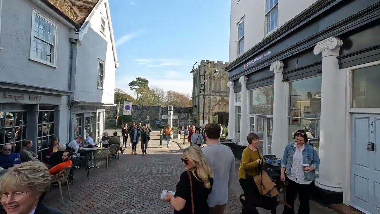 Sunday walk in Bury St Edmunds - Farmers Market & Abbey Gardens #Suffolk