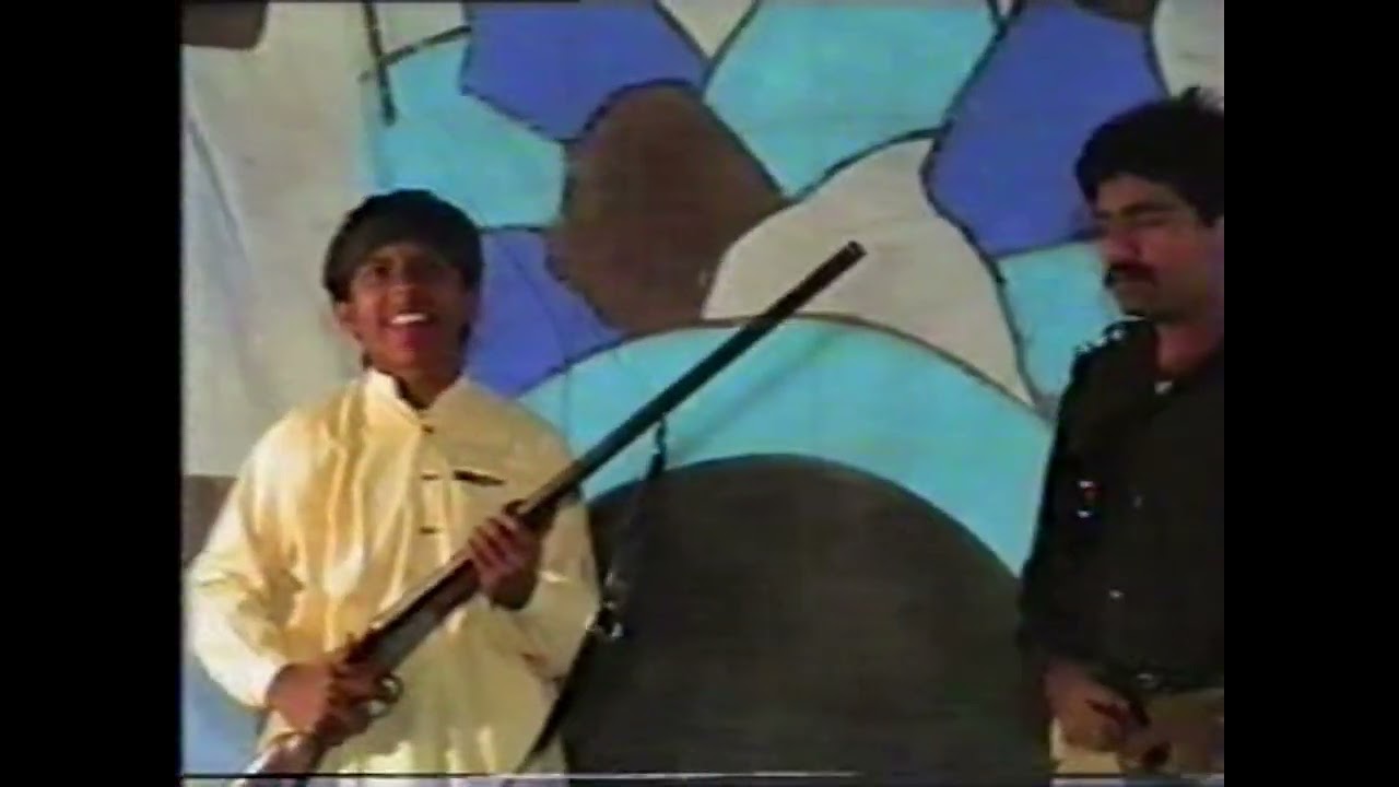 Part -1 Sindhi Stage Dramo (Wichooro) Writer Akbar Qureshi Director Lal Abdul Hussain Sario 1993