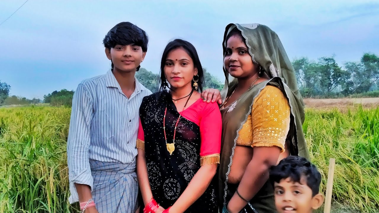 Akhilesh Rajput ki hui dehati karva chauth ki kahani blog pura dekhna please support me 