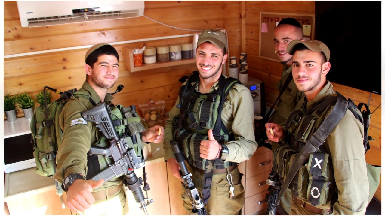 A refreshment station for IDF soldiers - ATERET