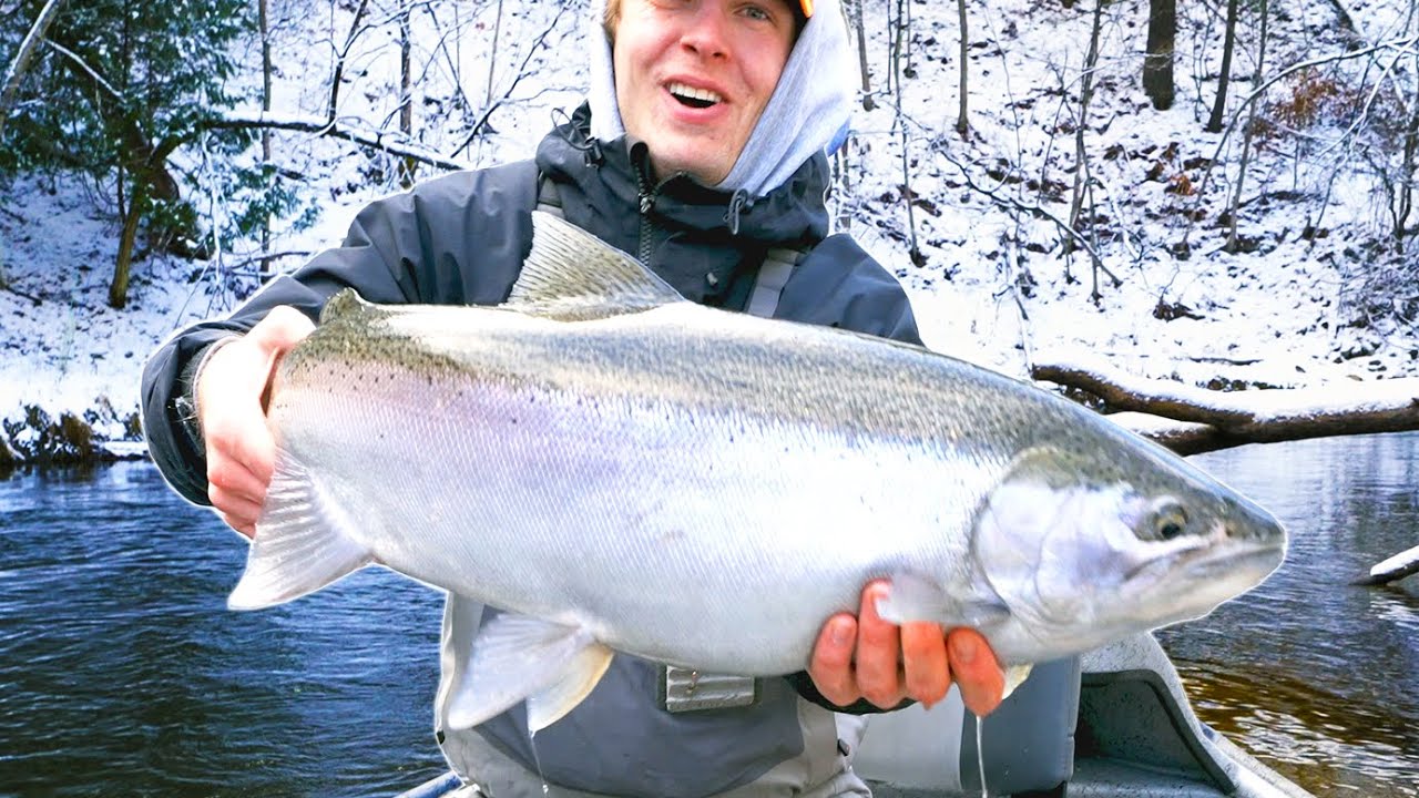 Battling BIG WINTER Steelhead! The Pinnacle of Great Lakes Fishing