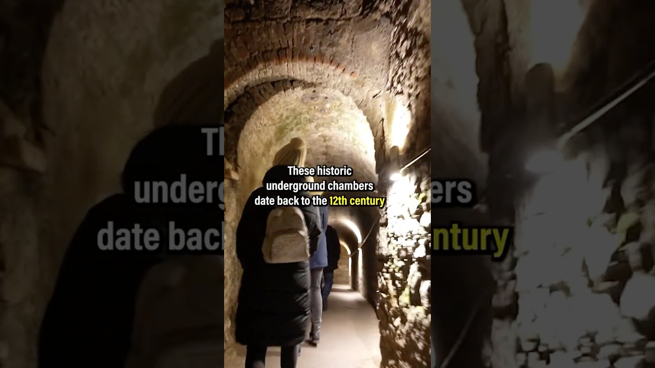 SECRETS UNDER VIENNA&rsquo;S ICONIC CHURCH ⛪️🇦🇹 #ViennaSecrets  #ststephenscathedral