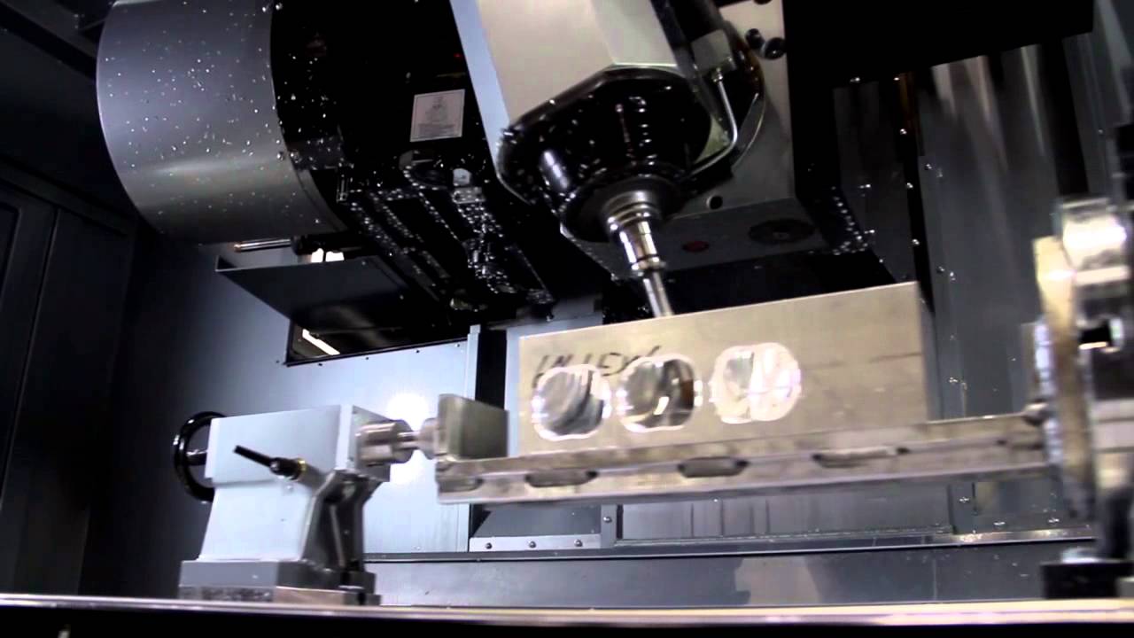 Hurco VMX60SWi Engine Block Demo - Five Axis Machine