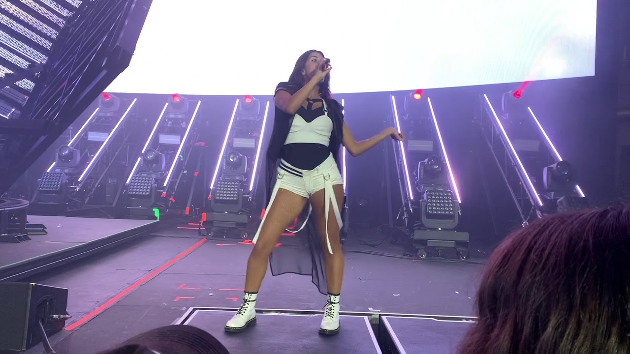 deadmau5 ft. Sofi - Sofi Needs a Ladder (Zelda intr) - Hollywood Palladium - Los Angeles, 9/28/2019