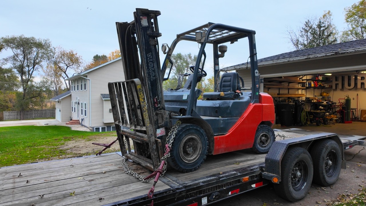Risky Auction Buy! Repairing a Toyota Forklift