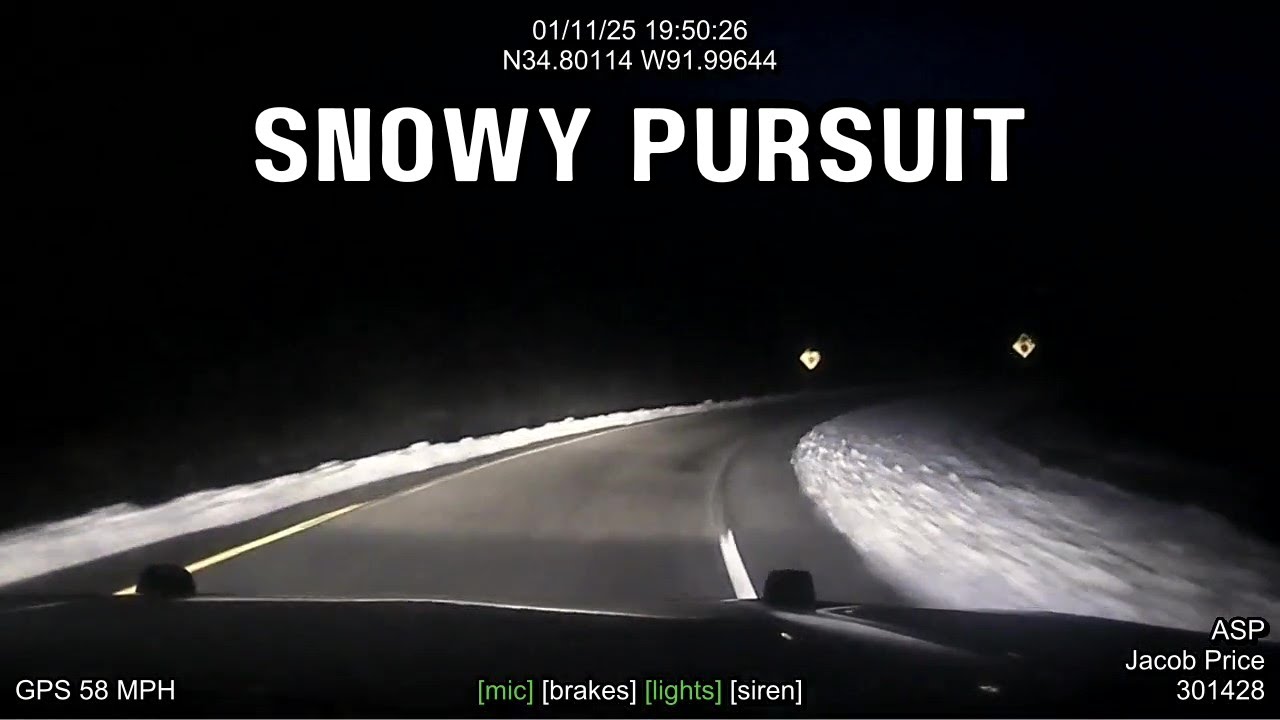 Suspect Escapes in Snowy Foot Chase! 🚔❄️ | Arkansas State Police | January 11, 2025