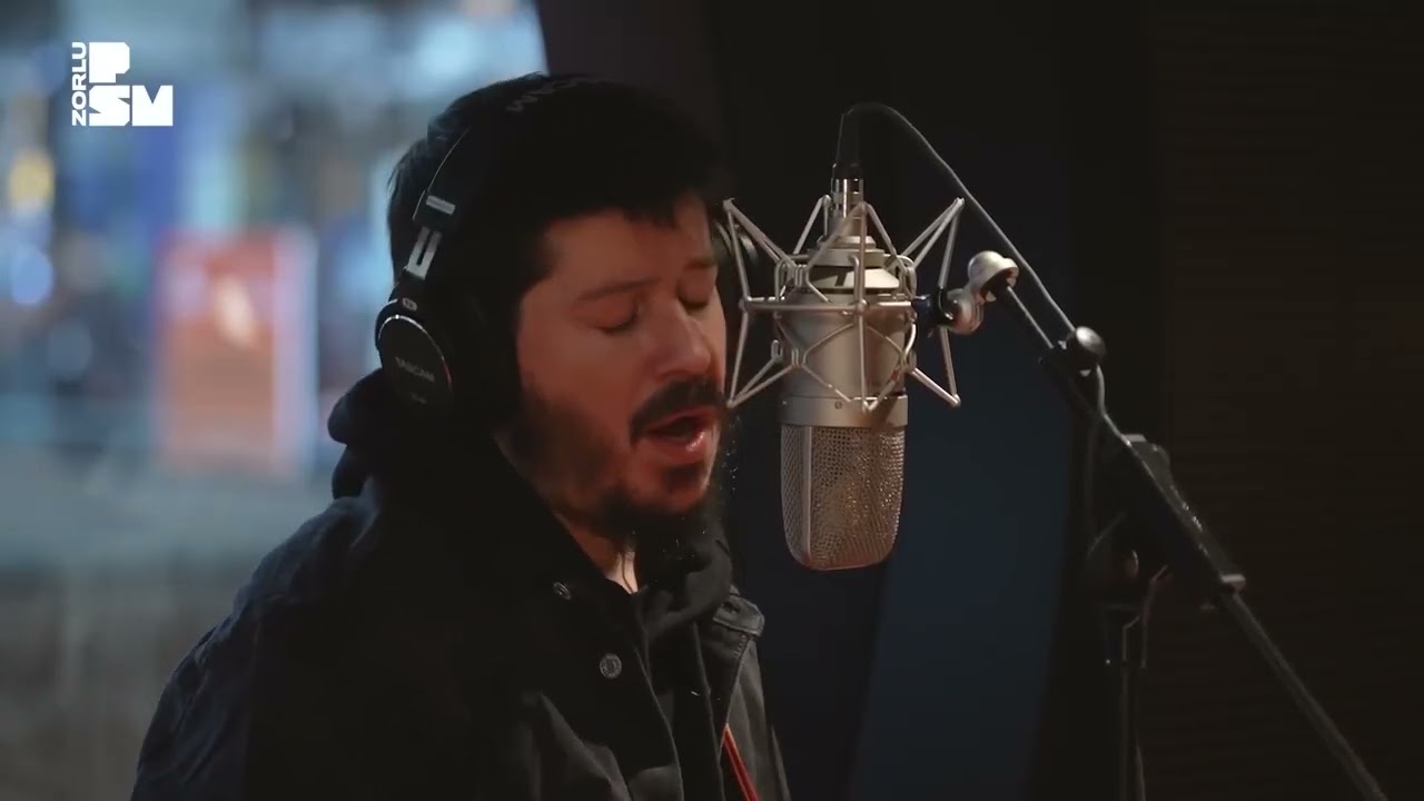 Arda Kemirgent - Pazar ve Ertesi ( ZORLU PSM PERFORMANS )