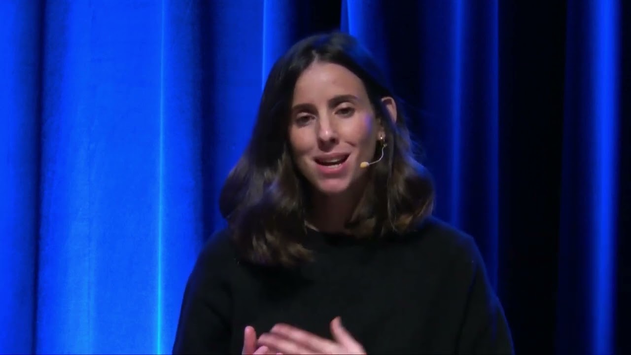 &iquest;Por qu&eacute; la moda circular es el futuro?  | Roc&iacute;o Incl&aacute;n & Paloma Berzosa | TEDxUC3M