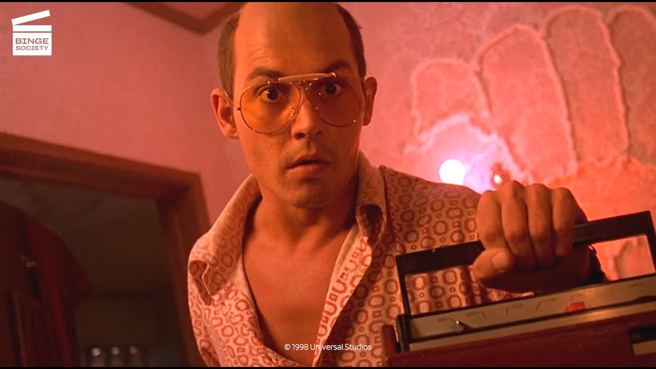 Fear and Loathing in Las Vegas: Lecteur de cassettes dans la baignoire CLIP HD