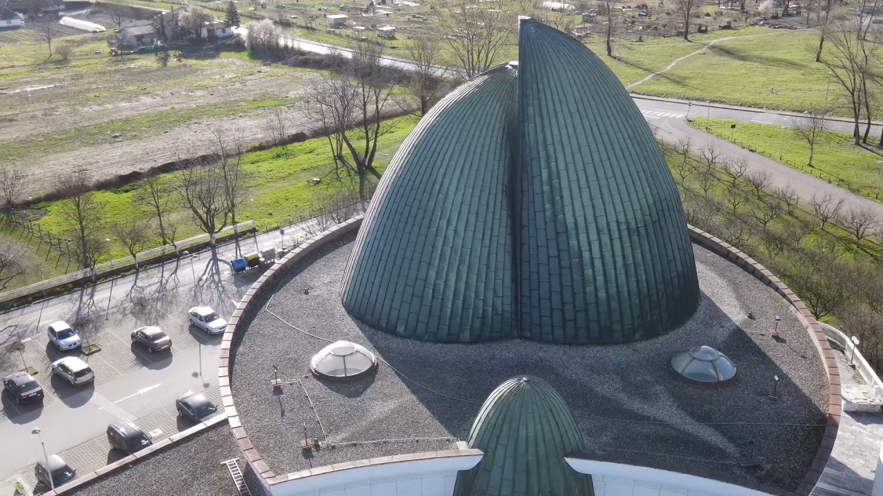 Xhamia e Zagrebit me Dron