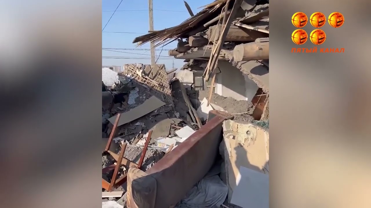 Одного спасли, пятеро выбирались сами