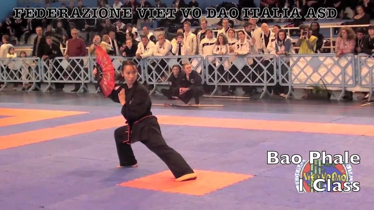 FVVDI - Coupe d'europe 2012 - Quyen armi snodate femminile - Bao Phale