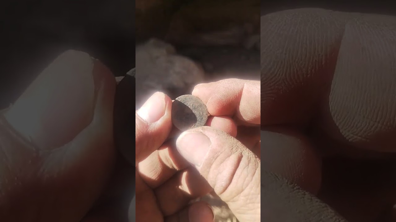 Estaba muy  abajo y batalle para escarbar x eso no se veía cuando escarbaba pero es una chulada 