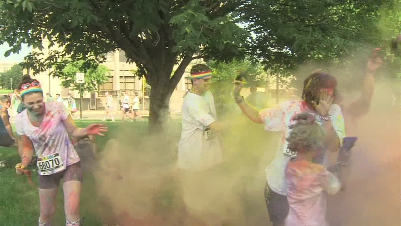 Woman battling EDS walks first 5K