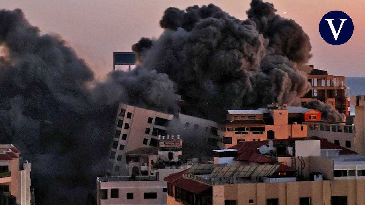 Un misil israelí derriba un edificio de doce plantas en Gaza