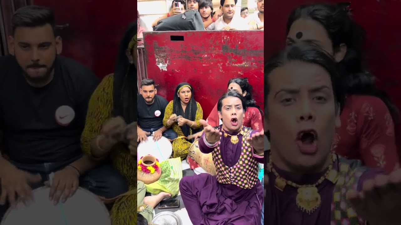 Maa mujhko esa ghar do