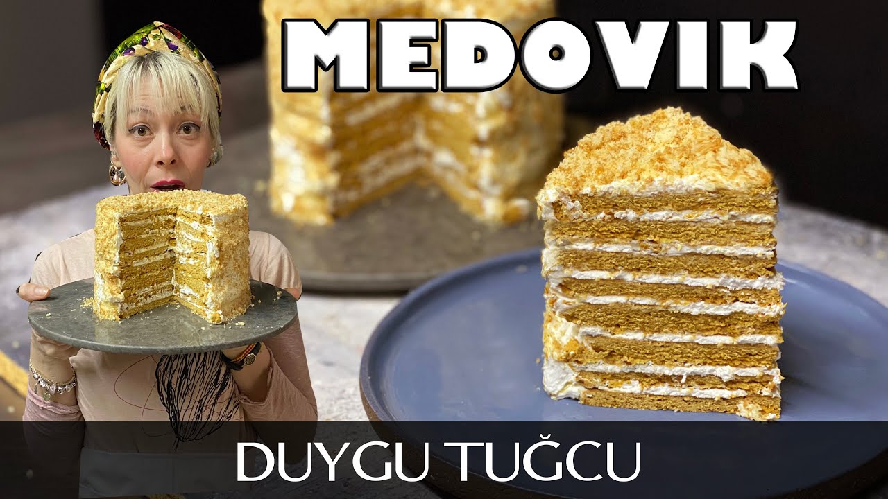Medovik Tarifi 🥞 🇷🇺 | ÇOK HAFİF VE LEZZETLİ RUS BALLI PASTASI 🇷🇺 | Chef Duygu Tugcu