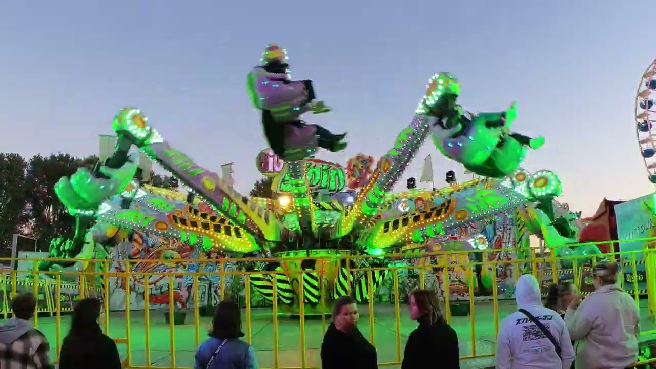 Offride (Showfahrt) Big Spin (Welte) Herbst Sprödentalkirmes (kermis) (Funfair) Krefeld 2022-2