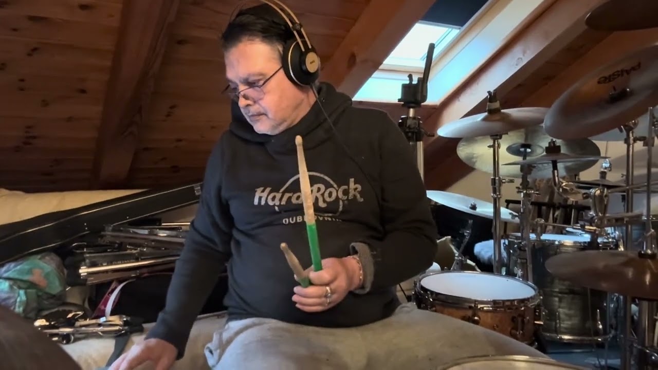 Massimo Savoć live na Tašmajdanu 2021 godine drum cover by Oliver Cosic 